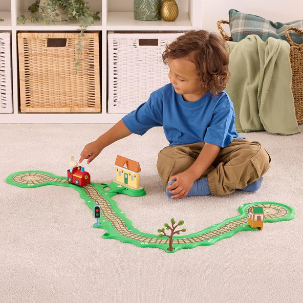 Peppa Pig- Whizz Around Clickety Clack Train Set