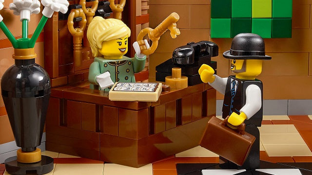LEGO Icons - Boutique Hotel (10297)