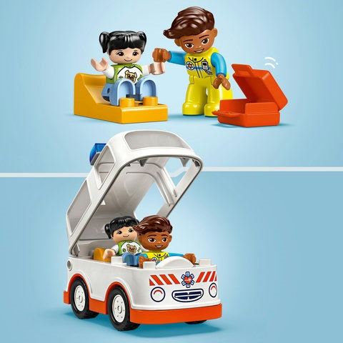 LEGO Duplo - Ambulance & Driver (10447)