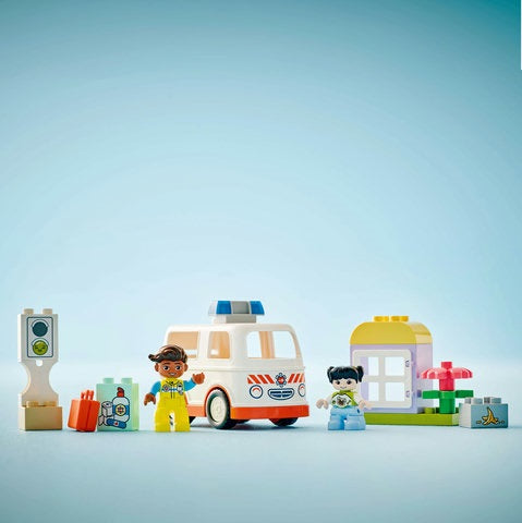 LEGO Duplo - Ambulance & Driver (10447)