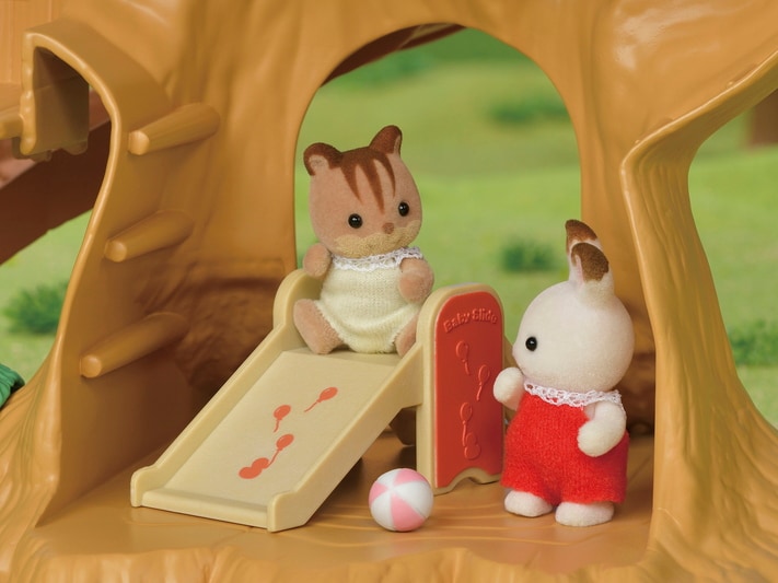 Slyvanian Families - Adventure Tree House