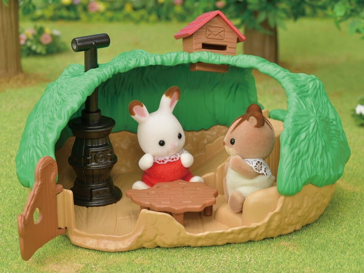 Slyvanian Families - Baby Hedgehog Hideout