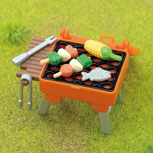Slyvanian Families - BBQ Picnic Set - Elephant Girl