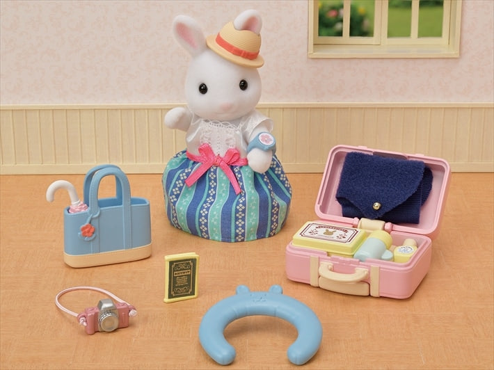 Slyvanian Families - Weekend Travel Set - Snow Rabbit Mother