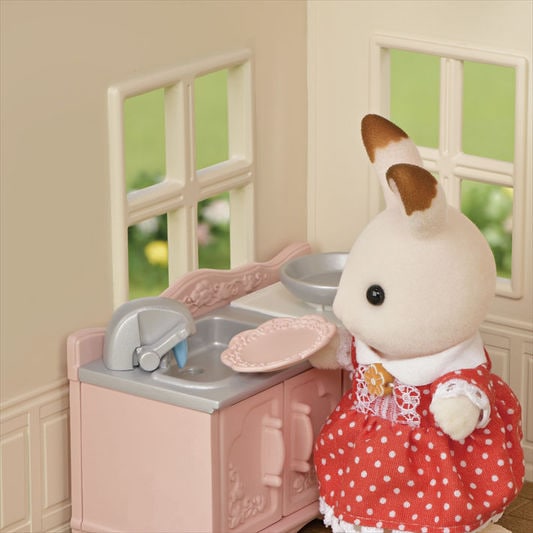 Slyvanian Families - Red Roof Cosy Cottage Starter Home