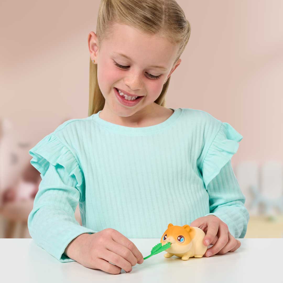 Little Live Pets - Mama Surprise Minis Hamster Toy