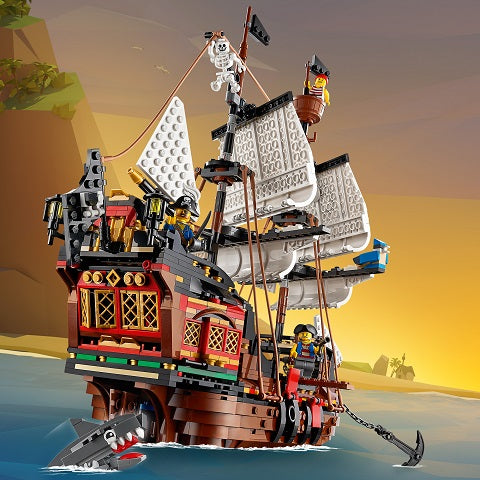 LEGO Creator - 3in1 Pirate Ship (31109)
