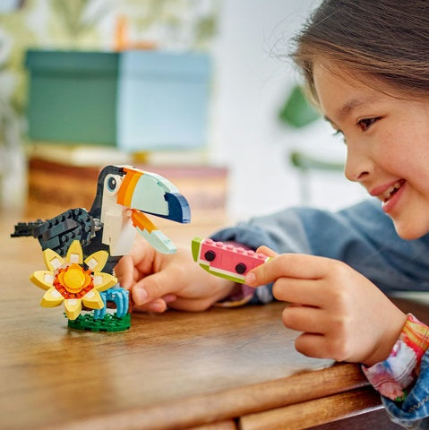 LEGO Creator - 3-in-1 Tropical Toucan (31173)