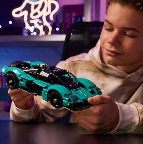 LEGO Technic - Aston Martin Valkyrie (42208)