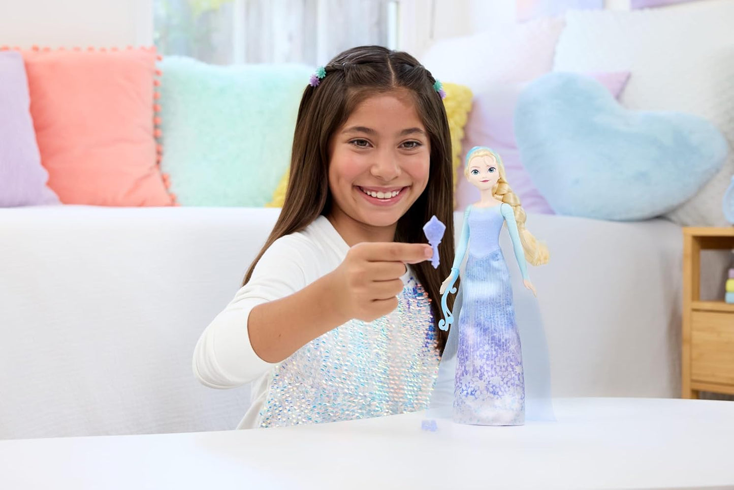 Frozen - Elsa Spin & Reveal Twist Doll