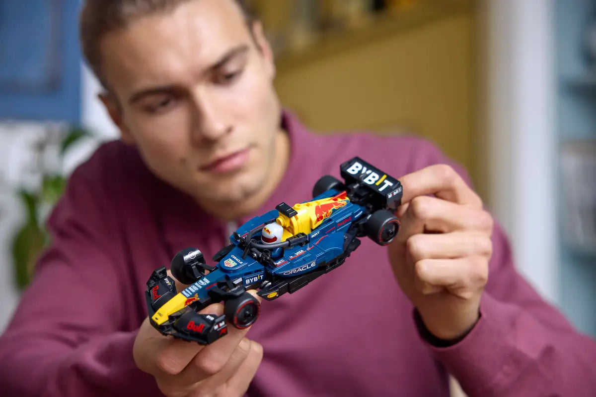 LEGO Speed Champions - Red Bull (77243)