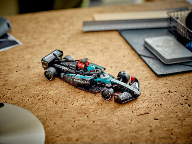 LEGO Speed Champions - Mercedes-AMG F1 W15 Race Car (77244)