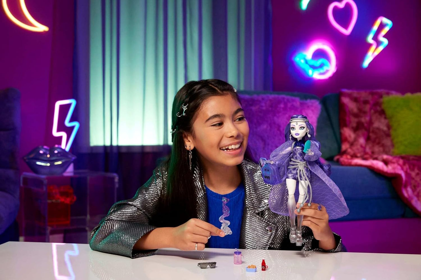Monster High - Spectra Vondergeist Doll