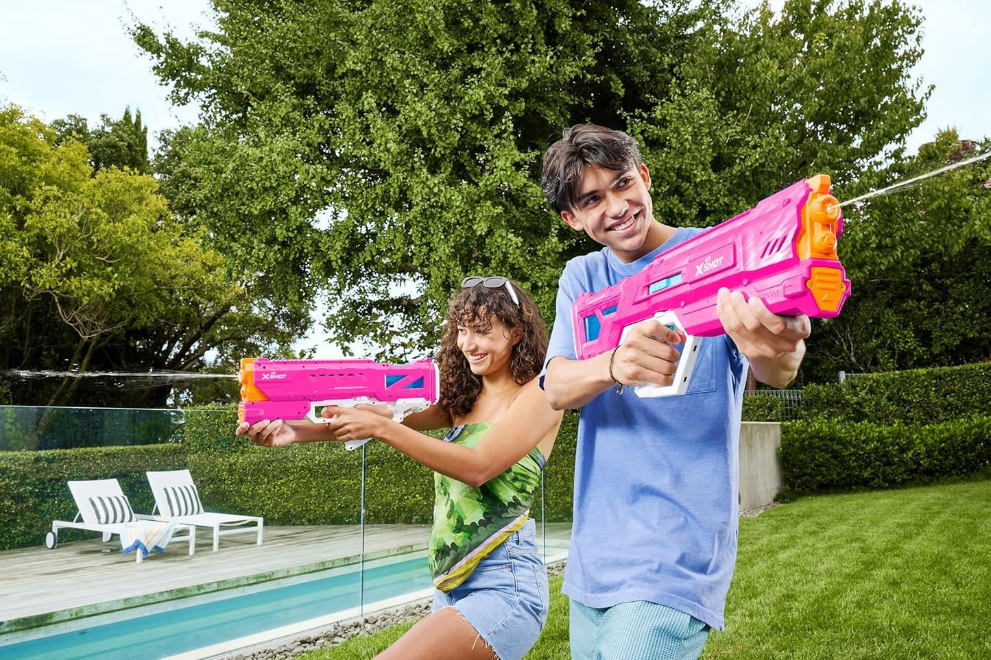 XShot Water Gun - Mega Pulse - Large Motor Soaker - Pink Skin