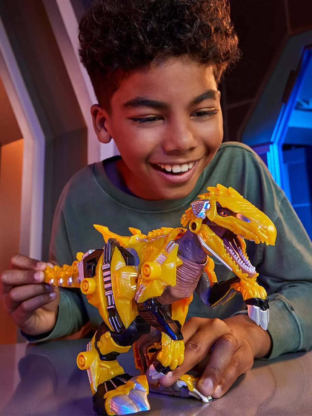 Armorsaurus - Armor-Up - Blaze