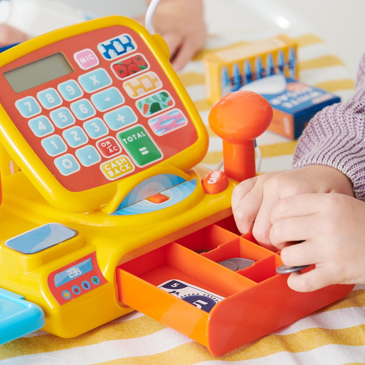 Casdon - Cash Register Playset