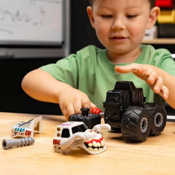 Monster Jam - Monstruction Truck - Zombie