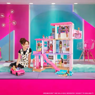 Barbie - Convertible Car Playset