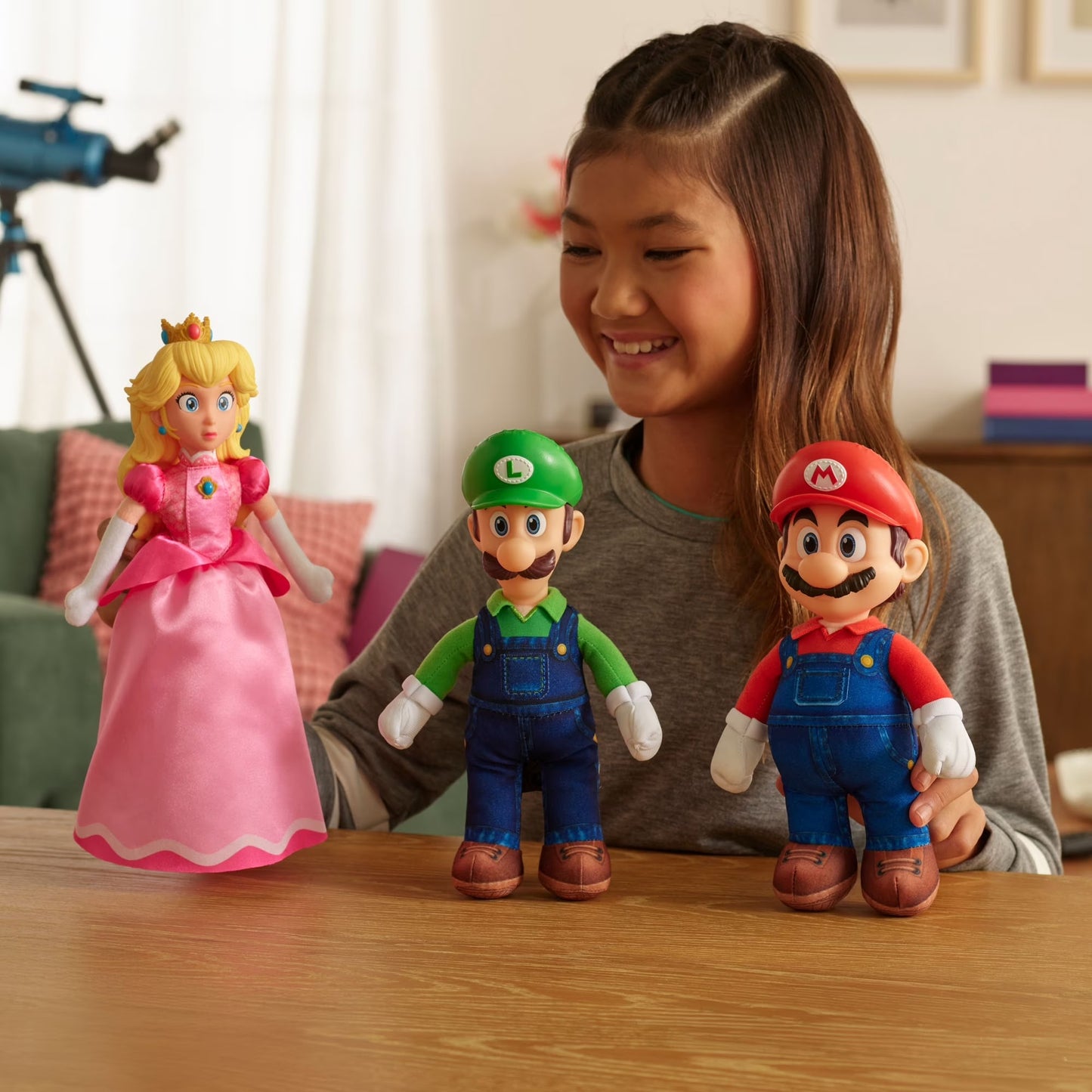 The Super Mario Galaxy Movie – Luigi - 9" Plush