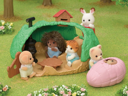 Slyvanian Families - Baby Hedgehog Hideout