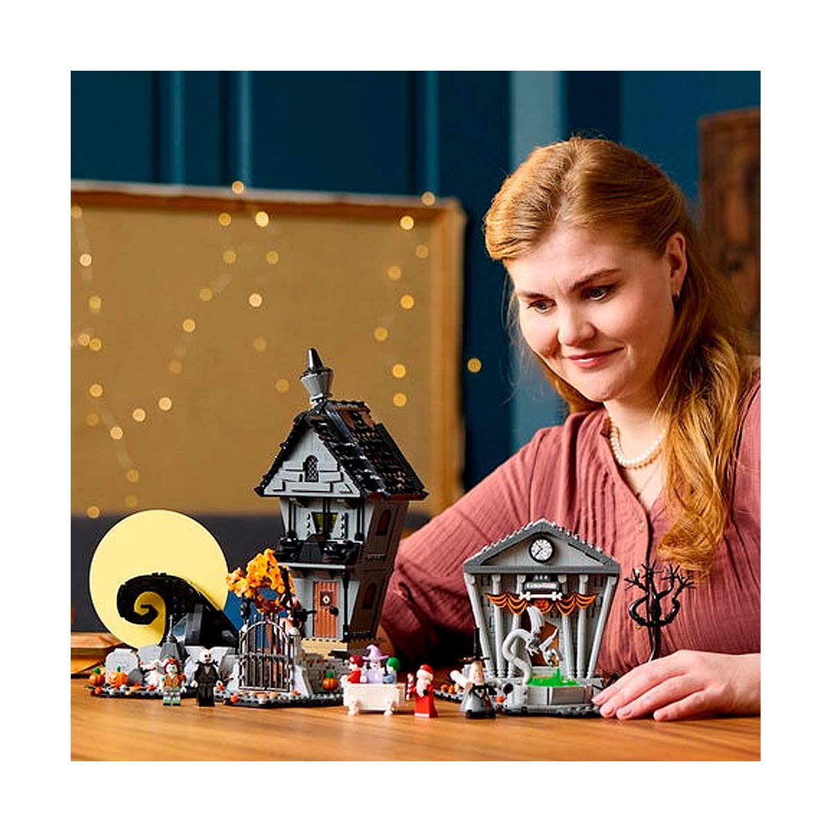 LEGO Ideas - The Nightmare Before Christmas (21351)
