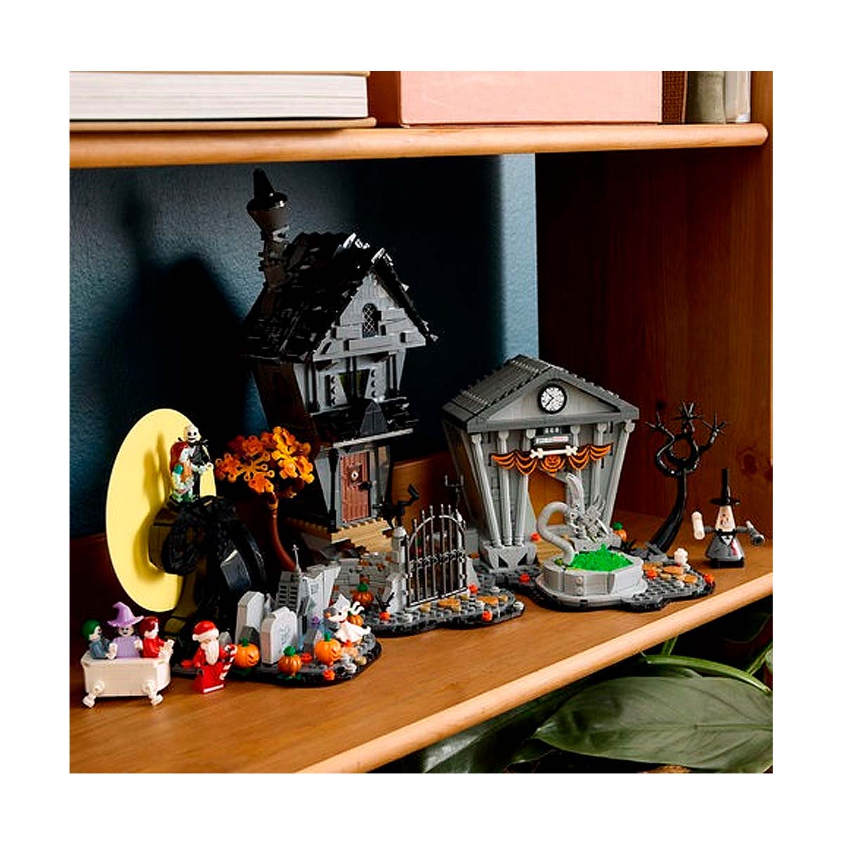 LEGO Ideas - The Nightmare Before Christmas (21351)