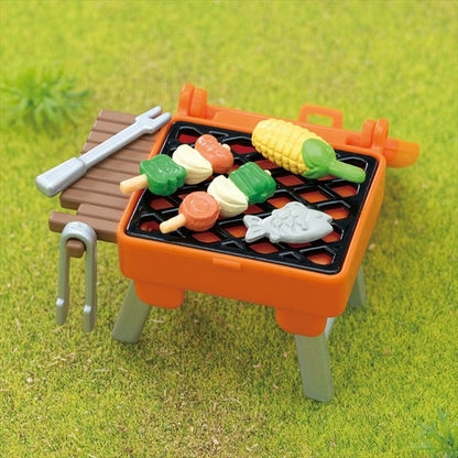 Slyvanian Families - BBQ Picnic Set - Elephant Girl
