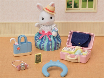 Slyvanian Families - Weekend Travel Set - Snow Rabbit Mother