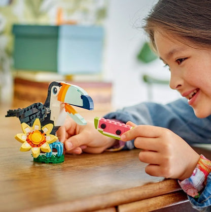 LEGO Creator - 3-in-1 Tropical Toucan (31173)