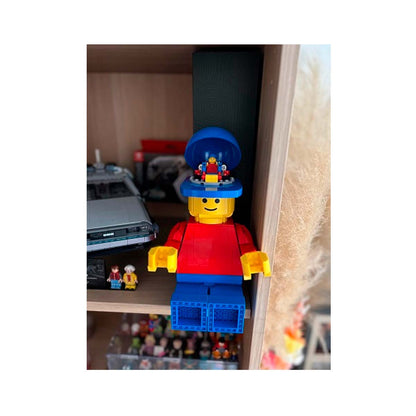 LEGO - Scaled-Up LEGO Minifigure (40649)