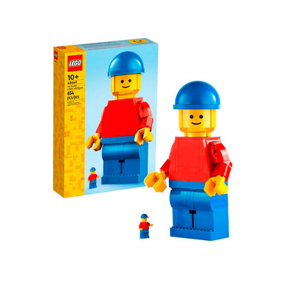LEGO - Scaled-Up LEGO Minifigure (40649)