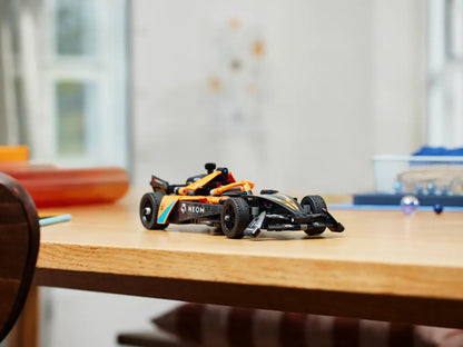 LEGO Technic - Neom McLaren Formule E Race Car (42169)