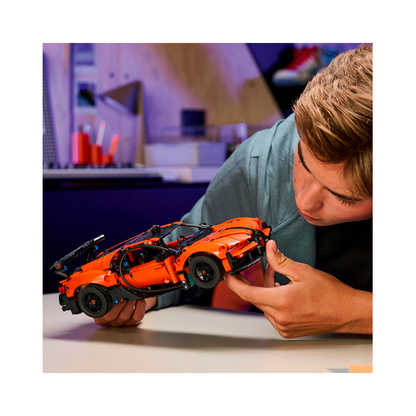 LEGO Technic - Bugatti Chiron Pur Sport Hypercar Set (42222)