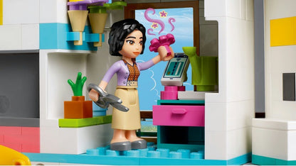 LEGO Friends - Heartlake City Shopping Mall (42604)