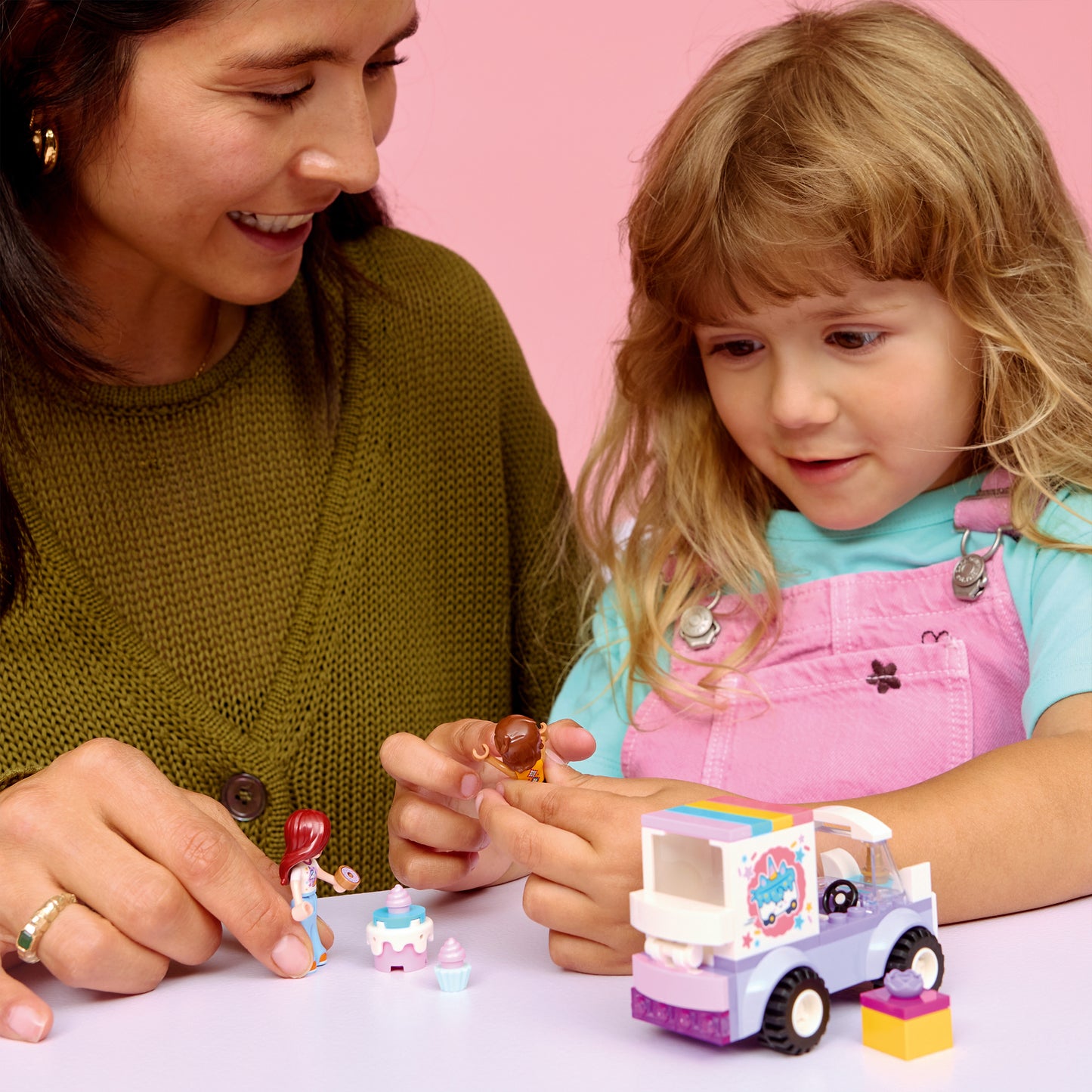 LEGO Friends - Unicorn Cake Delivery Car (42675)