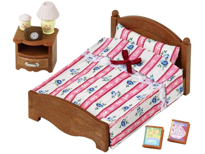 Slyvanian Families - Semi-Double Bed
