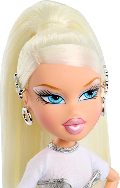 Bratz - Charmz - Cloe Fashion Doll