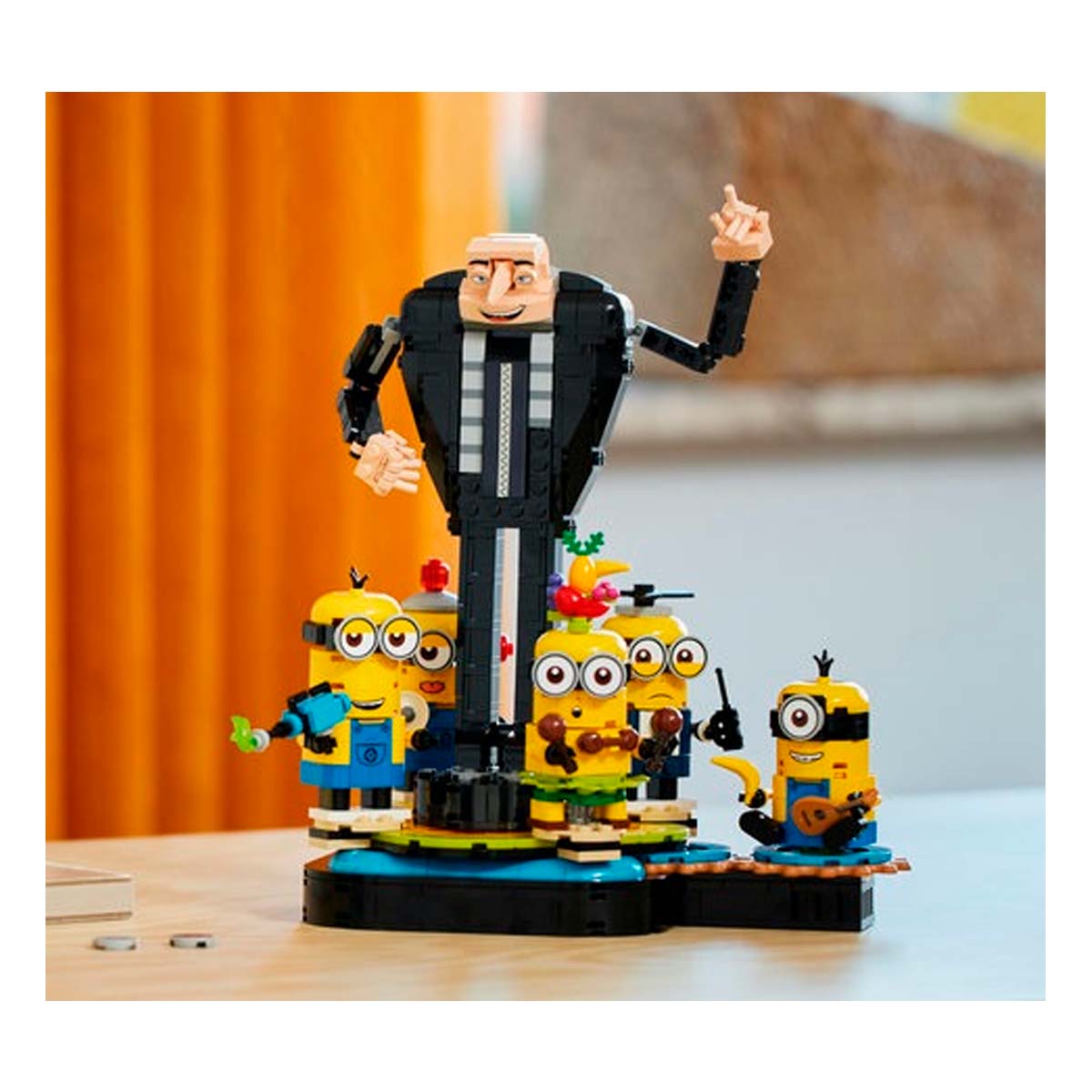 LEGO Minions The Rise of Gru - Brick-Built Gr and Minions (75582)
