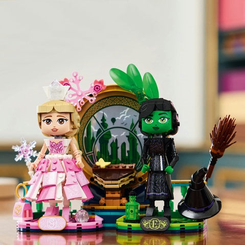 LEGO Wicked - Elphaba & Glinda Figures (75682)