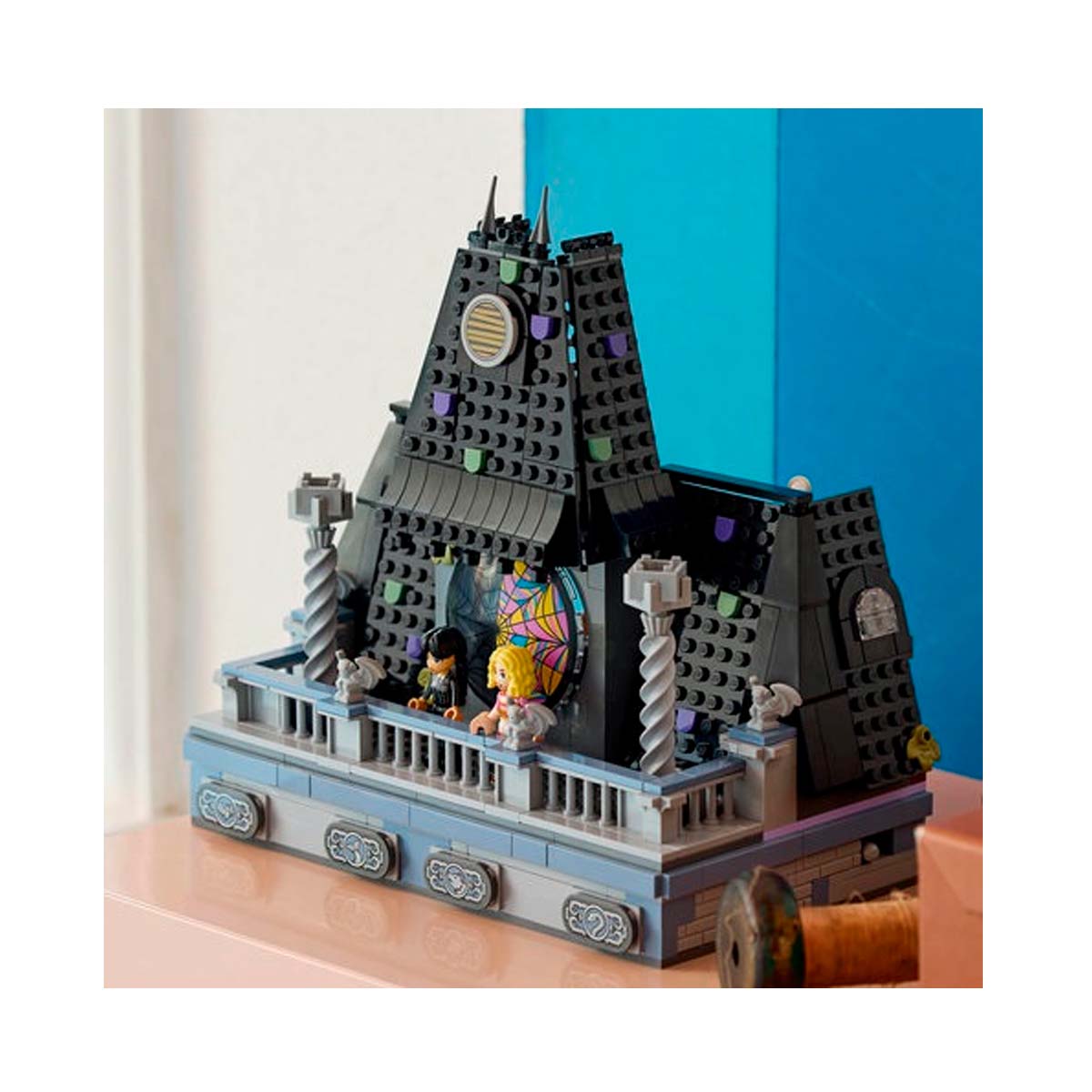 LEGO Wednesday - Wednesday & Enids Dorm Room (76781)