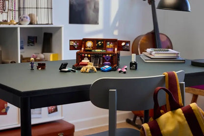 LEGO Wednesday - Thing’s Apartment (76785)