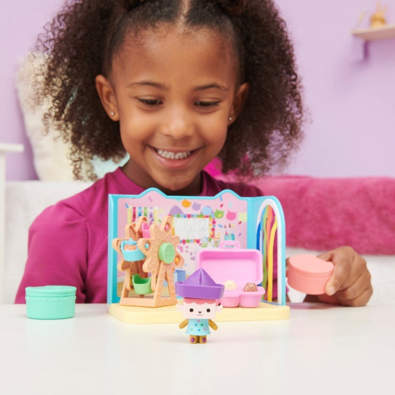 Gabby's Dollhouse - Baby Box Craft-a-riffic Room