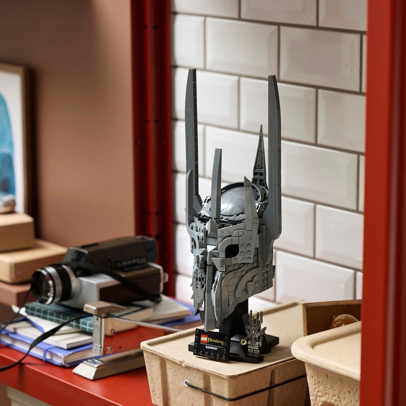 LEGO Icons - The Lord of the Rings: Sauron's Helmet (11373)