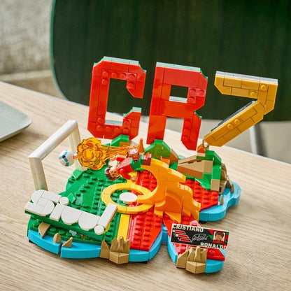 LEGO Editions - Football Highlights - Cristiano Ronaldo (43012)