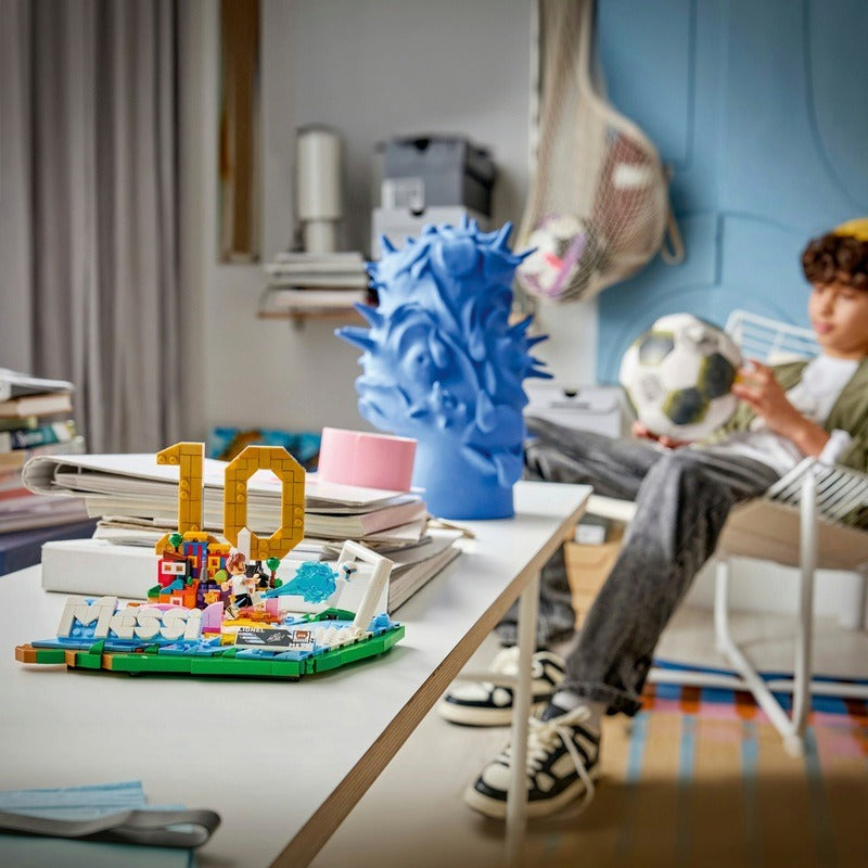 LEGO Editions - Football Highlights - Lionel Messi (43011)