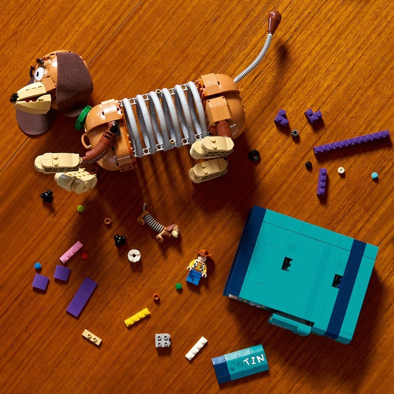 LEGO Disney - Toy Story - Slinky Dog Bookends (43301)