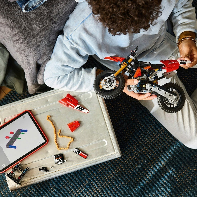 LEGO Technic - Ducati Desmo450 MX Factory Motorcycle (42238)