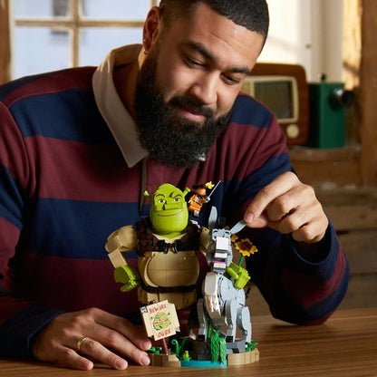 LEGO Icons - Shrek, Donkey & Puss in Boots (72423)