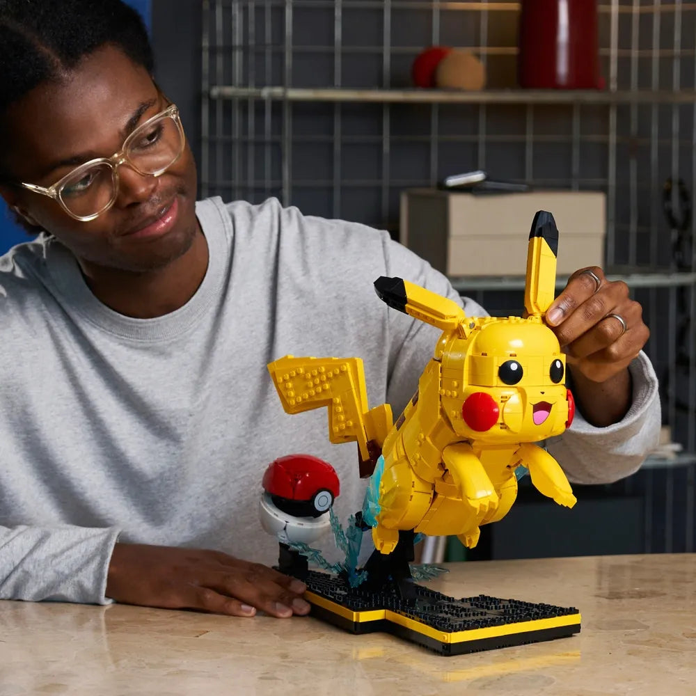 LEGO Pokemon - Pikachu and Pokeball (72152)