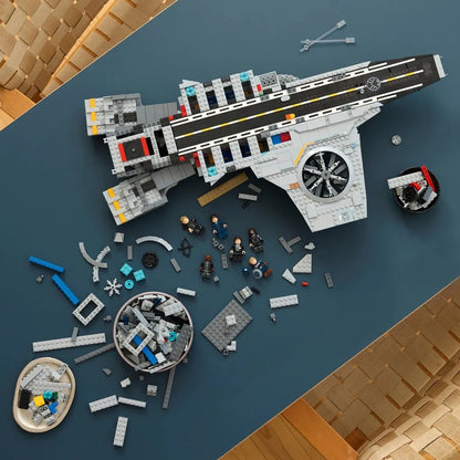 LEGO Marvel - S.H.I.E.L.D. Helicarrier (76354)